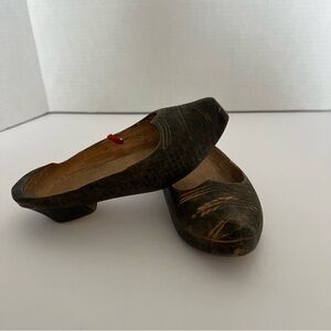 Primitive Antique Wood Childs Dutch Klompen Clogs Shoes Handmade Carved Etched